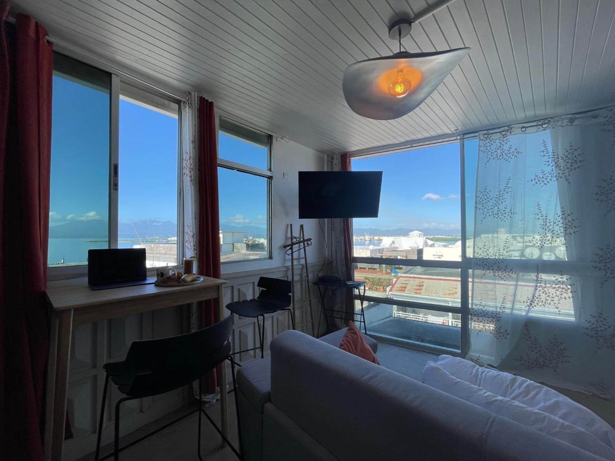 Ferienwohnung Penthouse Seaside 10 Min Port, Croisiere Et Aeroport Pointe-à-Pitre Exterior foto